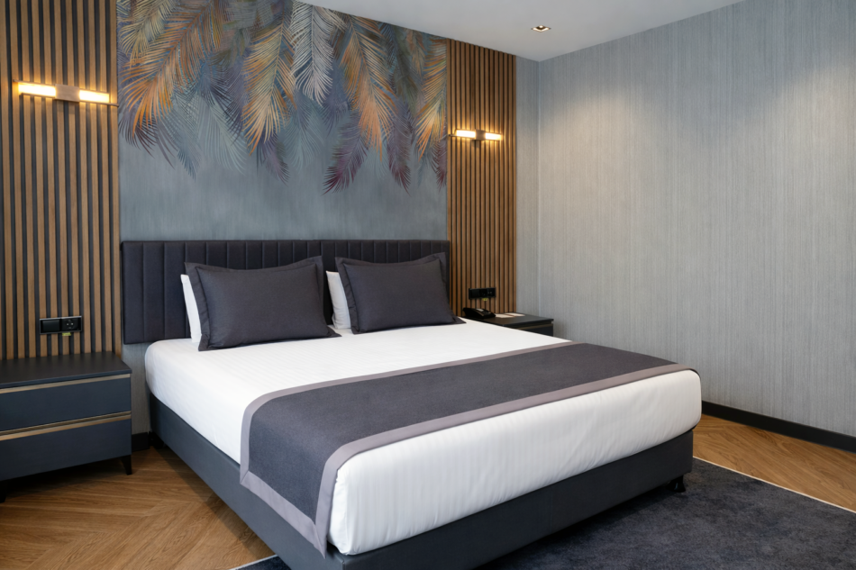 Cinarcik ivy hotel spa standart balkonlu oda 2